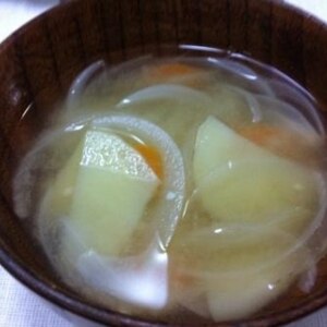 味噌汁バリエ☆♯１ジャガイモ・タマネギ・ニンジン